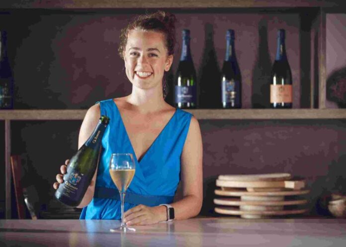 Marcella Biasin con la Cuvee del Fondatore