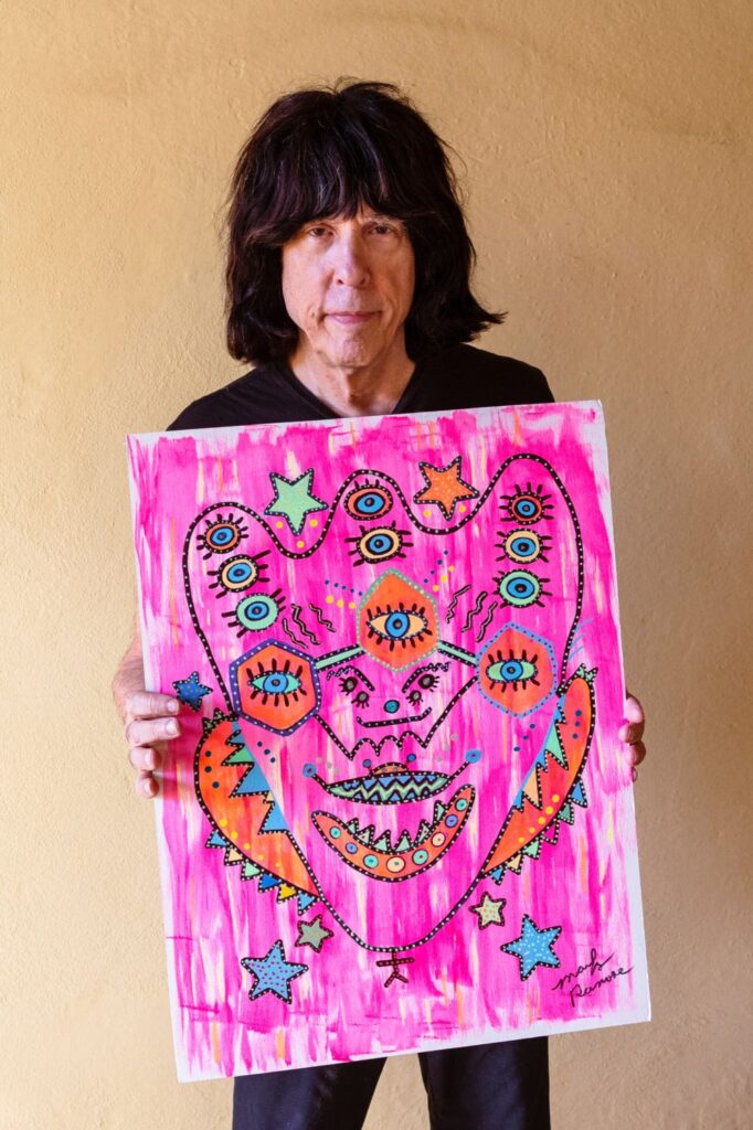 Marky Ramone e le sue opere, ph. Henry Ruggeri