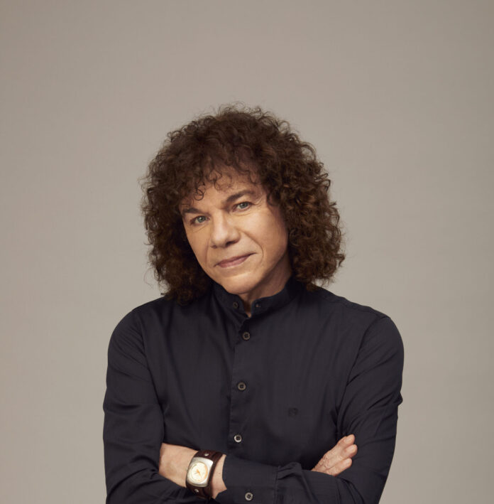 Riccardo Cocciante, ph credit_Cosimo Buccolieri